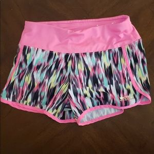 pink shorts